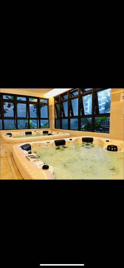 Atlantis Premium 4-10pax/5 Mins To Jonker St/ Pool *